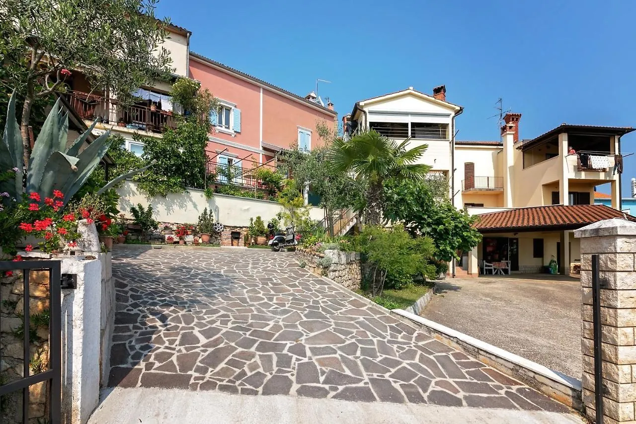 Ivana Vrsar Apartment